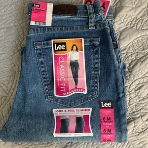 Lee Classic Fit Straight Stretch Jeans